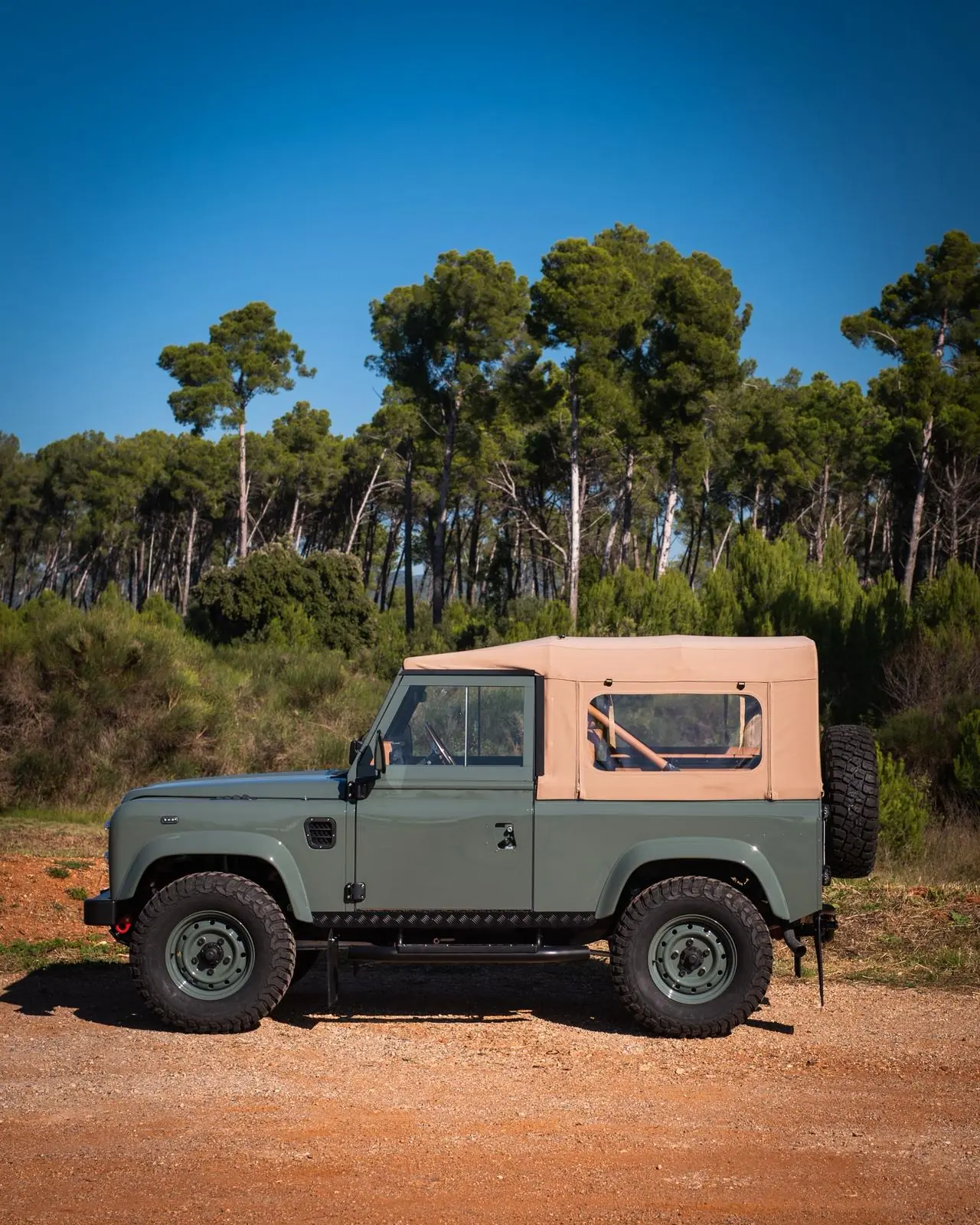 Land Rover Defender 2005 occasion Genève — 3
