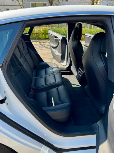 Tesla Model S 100 D Ludicrous Performance — Berline électrique haute performance, 69 890 km — Miniatur 7