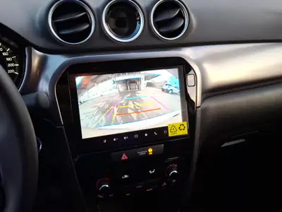 Suzuki Vitara 1.4 T Compact+ Hybrid 4x4 — SUV compact hybride, consommation maîtrisée — Thumbnail 8