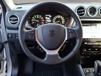 Suzuki Vitara 1.4 T Compact+ Hybrid 4x4 — SUV compact hybride, consommation maîtrisée — Thumbnail 7
