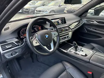 BMW 730d 48V — Berline de luxe diesel, 76 000 km, équipements premium — Miniatura 8