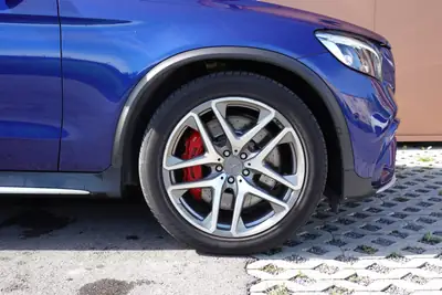 Mercedes-Benz GLC 63 AMG Coupé — 510 ch, 4Matic+, pack premium complet — tableau de bord