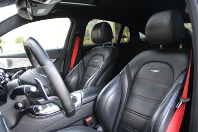 Mercedes-Benz GLC 63 AMG Coupé — 510 ch, 4Matic+, pack premium complet — Miniature 24