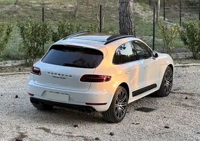 Porsche Macan Turbo Performance PDK — SUV sportif 440 ch, seulement 95 000 km — vista esterna