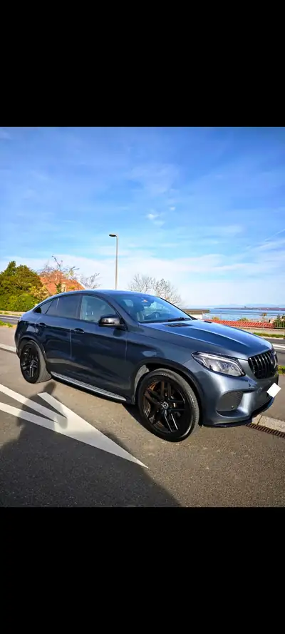 Mercedes-Benz GLE Coupé 350 d 4Matic — SUV premium diesel, 4x4 performant et bien entretenu — Außenansicht
