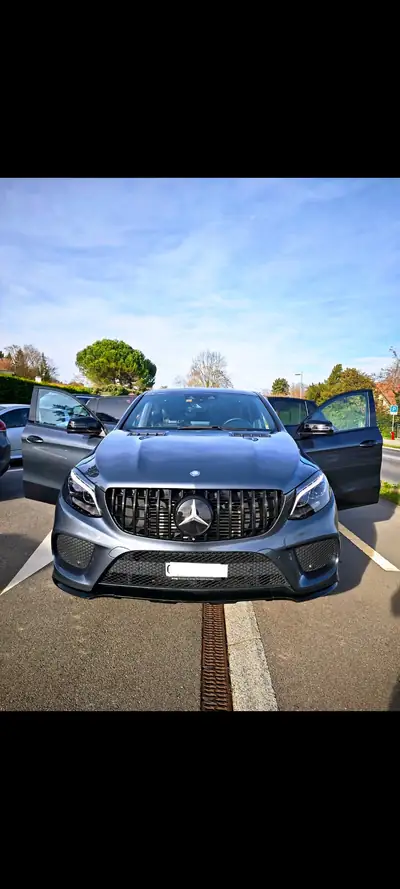 Mercedes-Benz GLE Coupé 350 d 4Matic — SUV premium diesel, 4x4 performant et bien entretenu — Heckansicht