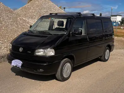 VW T4 Multivan 2.5 TDI Syncro — Monospace polyvalent 6 places, traction intégrale — Außenansicht