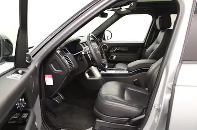 Land Rover Range Rover 5.0 V8 S/C Vogue Autobiography — SUV prestige 525 ch, 42'000 km — côté