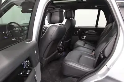 Land Rover Range Rover 5.0 V8 S/C Vogue Autobiography — SUV prestige 525 ch, 42'000 km — intérieur
