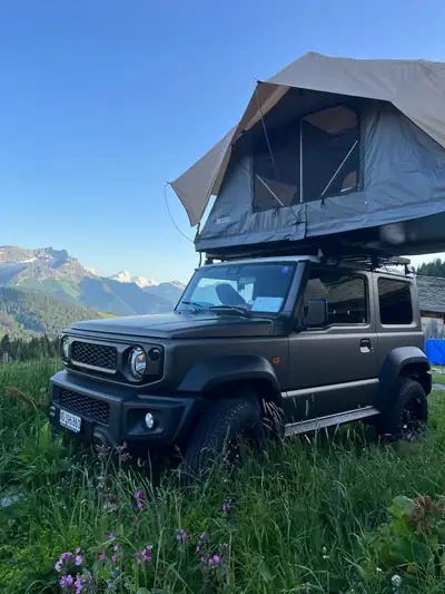Suzuki Jimny 1.5 Compact+ 4x4 — Le vrai petit 4×4 de route et d'aventure — arrière