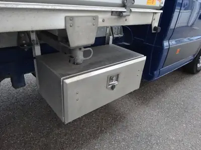 VW Crafter 35 2.0 BiTDI 4Motion — Benne basculante robuste, moteur BiTurbo performant — Thumbnail 7