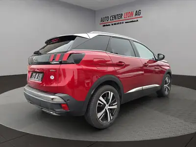 Peugeot 3008 1.5 BlueHDi GT Line — SUV élégant, toit panoramique et technologie automata — detail