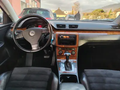 VW Passat Variant 2.0 TDI Comfortline — Break diesel fiable, entretien impeccable — Miniatur 9