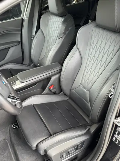 BMW 220 Active Tourer M Sport — Monospace hybride rechargeable, équipement complet, 28000 km seulement — détail