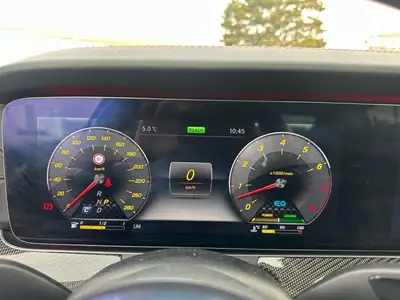 Mercedes-Benz CLS 53 AMG 4Matic+ — Berline sport allemande, 435 ch et design élégant — Thumbnail 16
