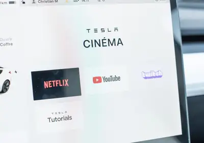 Tesla Model 3 Performance Dual AWD — Électrique haute performance, 513 ch et Autopilot — Thumbnail 15