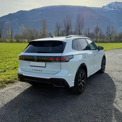 VW Tiguan 2.0 TDI SCR United 4Motion — SUV diesel performant, 40'000 km, toit panoramique — arrière