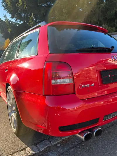 Audi RS4 Avant quattro — Break sportif 380 ch, histoire de performance — Miniatur 7