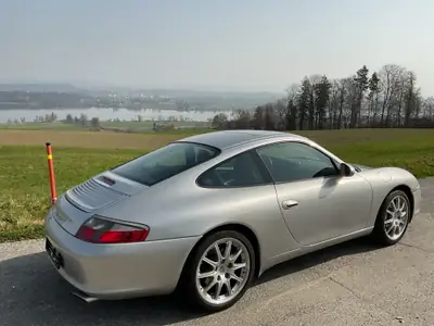 Porsche 911 Carrera 4 2002 — Sportive légendaire, moteur révisé, état impeccable — Miniatura 7