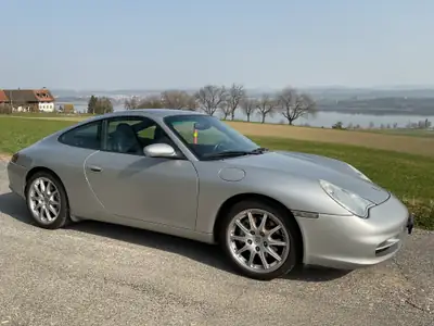 Porsche 911 Carrera 4 2002 — Sportive légendaire, moteur révisé, état impeccable — Miniatura 9