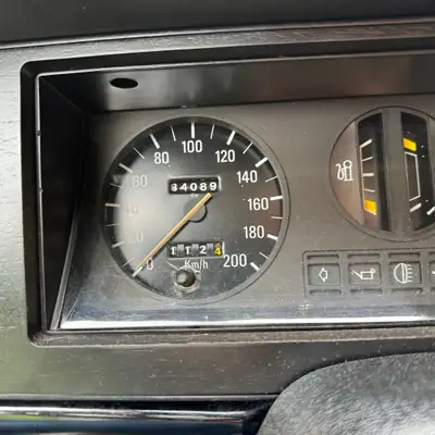 Ford Taunus 2.3 V6 Ghia 1979 — Berline de caractère, moteur V6 généreux, 84 000 km — Miniatur 10