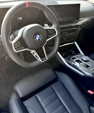 BMW M240i xDrive Coupé 2025 — 430 ch, design noir métallisé, kilométrage exceptionnel — Miniatura 17