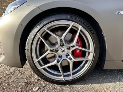 BMW M240i xDrive Coupé 2025 — 430 ch, design noir métallisé, kilométrage exceptionnel — Miniatura 16