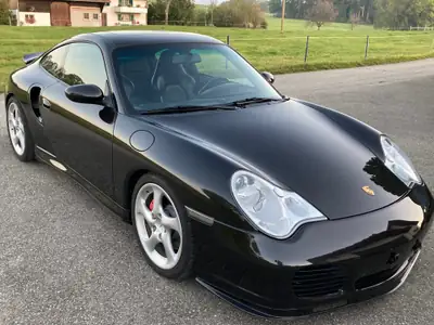 Porsche 911 Turbo 2000 — Légendaire coupé sport, 420 ch et boîte manuelle — vista posteriore
