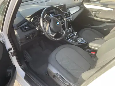 BMW 218 Active Tourer M Sport — Monospace compact polyvalent, moteur efficient et design dynamique — arrière