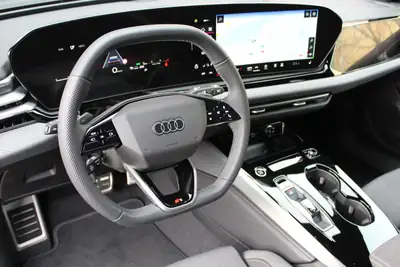 Audi A5 Sportback 40 TDI S-Line — Diesel hybride, 5 190 km, équipement premium — Miniature 8