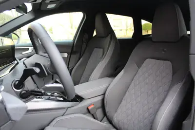 Audi A5 Sportback 40 TDI S-Line — Diesel hybride, 5 190 km, équipement premium — Miniature 19