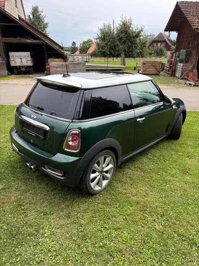 MINI Cooper S Turbo British Racing Green — Sportive compacte authentique, 175 ch, toit panoramique — vista posteriore