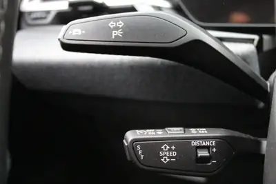 Audi A5 Sportback 40 TDI S-Line — Diesel hybride mild, 5 100 km seulement — Miniature 12