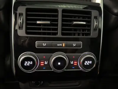 Range Rover Sport 3.0 SDV6 Hybrid — SUV premium hybride diesel, entretien Range Rover — Miniatura 23