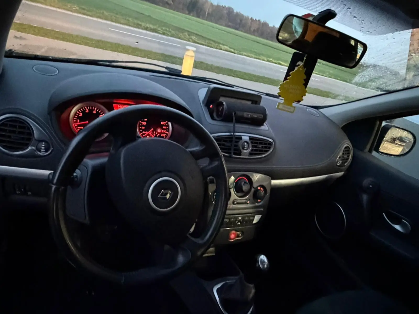 Renault Clio 2010 occasion bachenbülach — 3