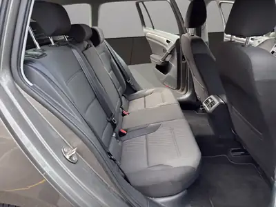 VW Golf Variant 1.2 TSI Comfort — Break polyvalent, moteur efficace, sans sinistre — Miniature 18