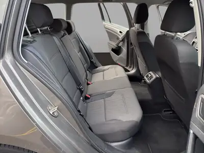 VW Golf Variant 1.2 TSI Comfort — Break polyvalent, moteur efficace, sans sinistre — Miniature 19