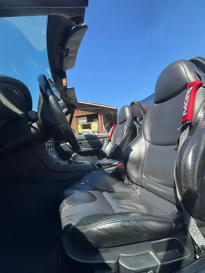 BMW Z3 2.8i Roadster 1999 — Roadster mythique, 192 ch purs et seulement 95'000 km — détail