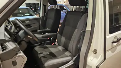 VW T6.1 Caravelle — Monospace 8 places, 4Motion, tout-terrain et famille — Miniatur 23