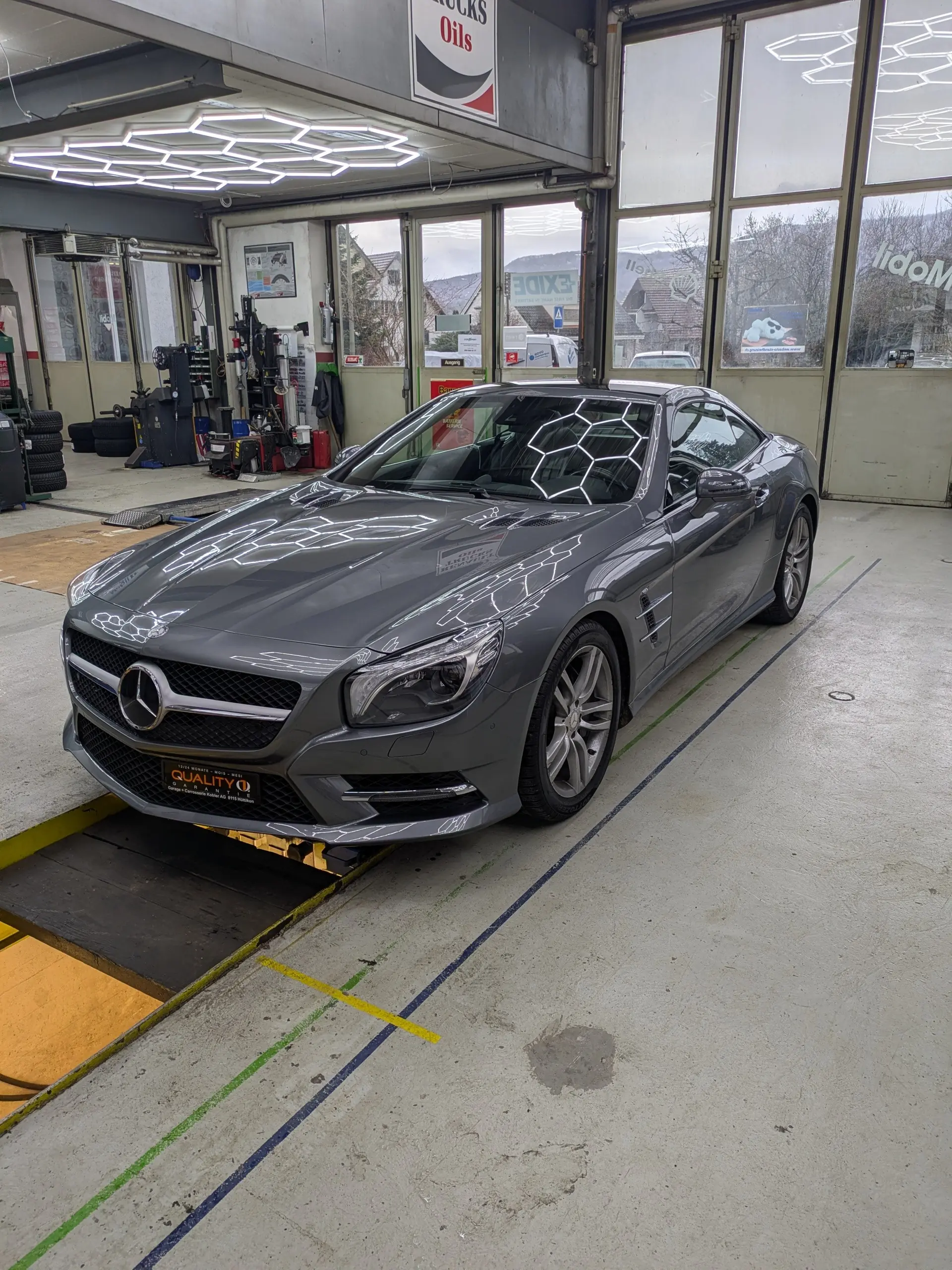 Mercedes-Benz SL 500 7G-Tronic — Roadster mythique, 455 ch de pur plaisir — vista esterna