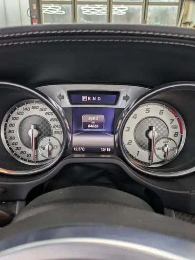 Mercedes-Benz SL 500 7G-Tronic — Roadster mythique, 455 ch de pur plaisir — Miniatura 9
