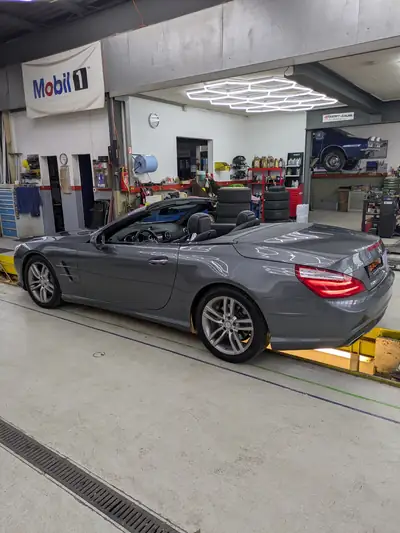 Mercedes-Benz SL 500 7G-Tronic — Roadster mythique, 455 ch de pur plaisir — Miniatura 12