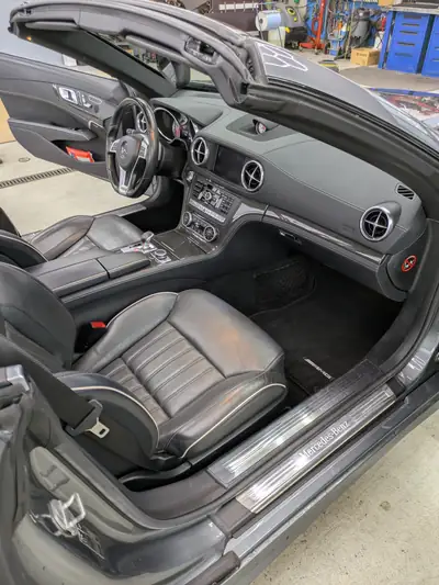 Mercedes-Benz SL 500 7G-Tronic — Roadster mythique, 455 ch de pur plaisir — Miniatura 15
