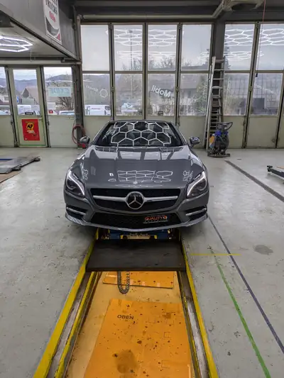 Mercedes-Benz SL 500 7G-Tronic — Roadster mythique, 455 ch de pur plaisir — Miniatura 16