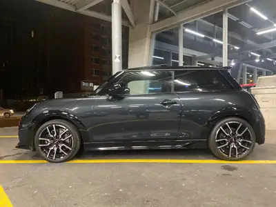 MINI Cooper S 2024 — Sportive urbaine avec 204 ch, garantie constructeur 3 ans — Seitenansicht