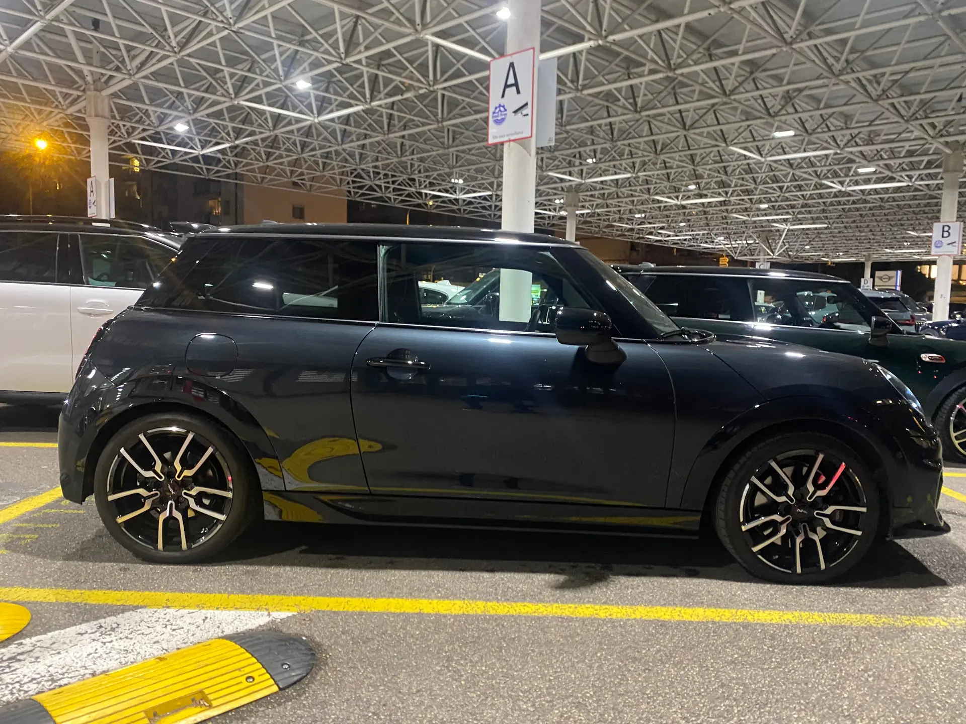 MINI Cooper 2024 occasion Geneve — 4