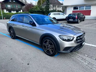 Mercedes-Benz E 220 d All-Terrain 4Matic — Break diesel robuste, 54 000 km seulement — Außenansicht