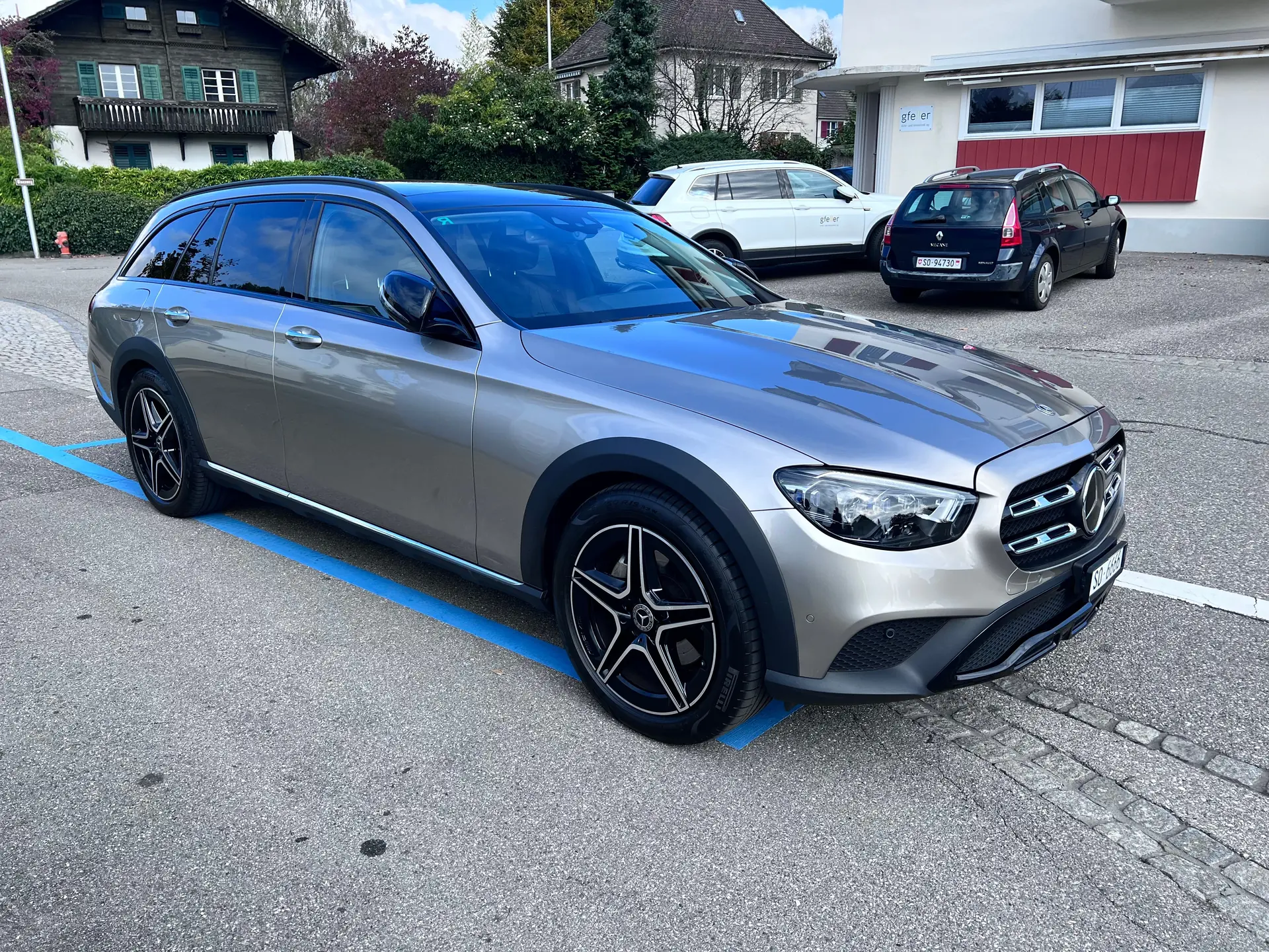 Mercedes-Benz E 220 d All-Terrain 4Matic — Break diesel robuste, 54 000 km seulement