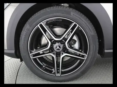 Mercedes-Benz E 220 d All-Terrain 4Matic — Break diesel robuste, 54 000 km seulement — Detail