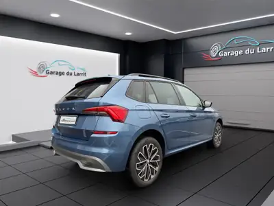 Skoda Kamiq 1.0 TSI Ambition DSG — Petit SUV urbain robuste, garantie 12 mois incluse — tableau de bord